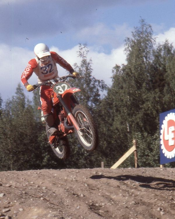 Masa Tarkkonen hyvässä vauhdissa kotikisassa 1978